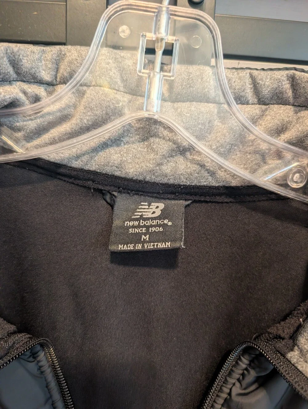 Men's New Balance Hybrid Jacket & Hoodies. Sz Medium.